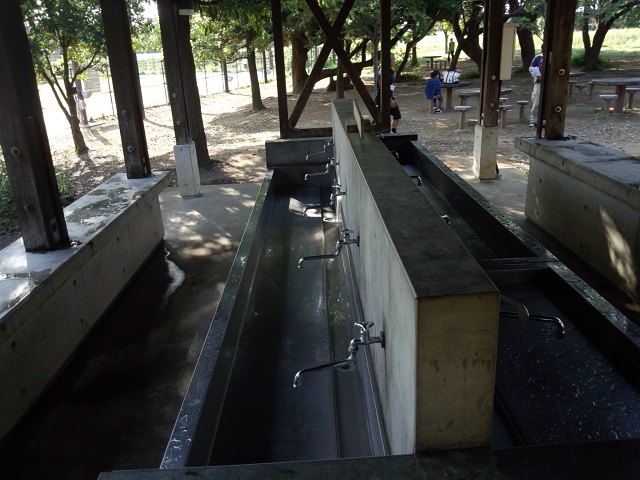 公園内水道 公園内水道