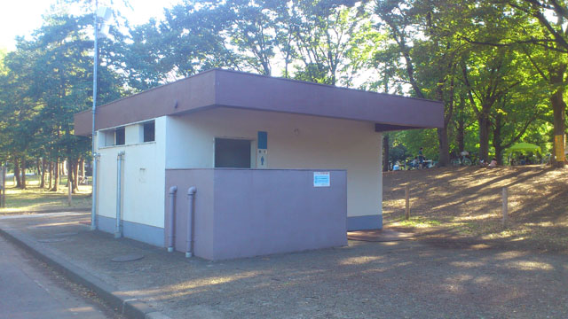 バーベキュー場トイレ バーベキュー場トイレ