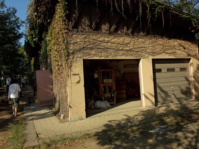 赤羽自然観察公園管理事務所 赤羽自然観察公園管理事務所